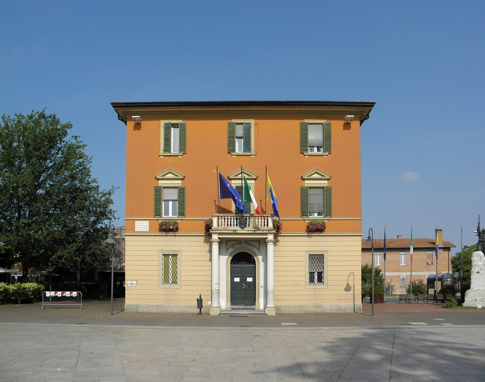 Calderara di Reno, Emilia-Romagna — historic building