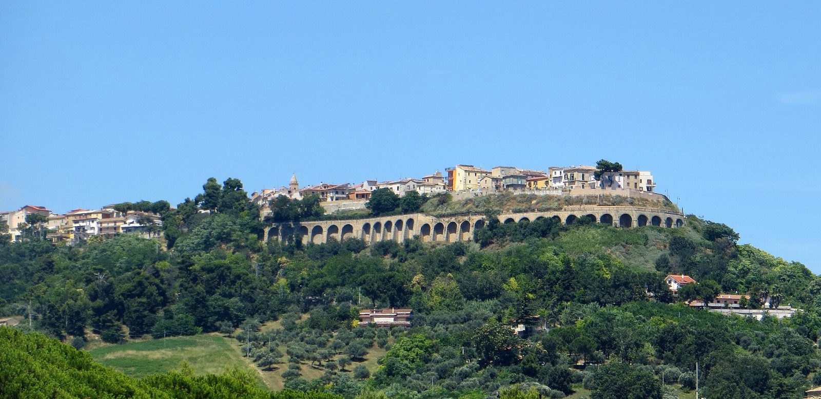 Silvi, Abruzzo — town panorama