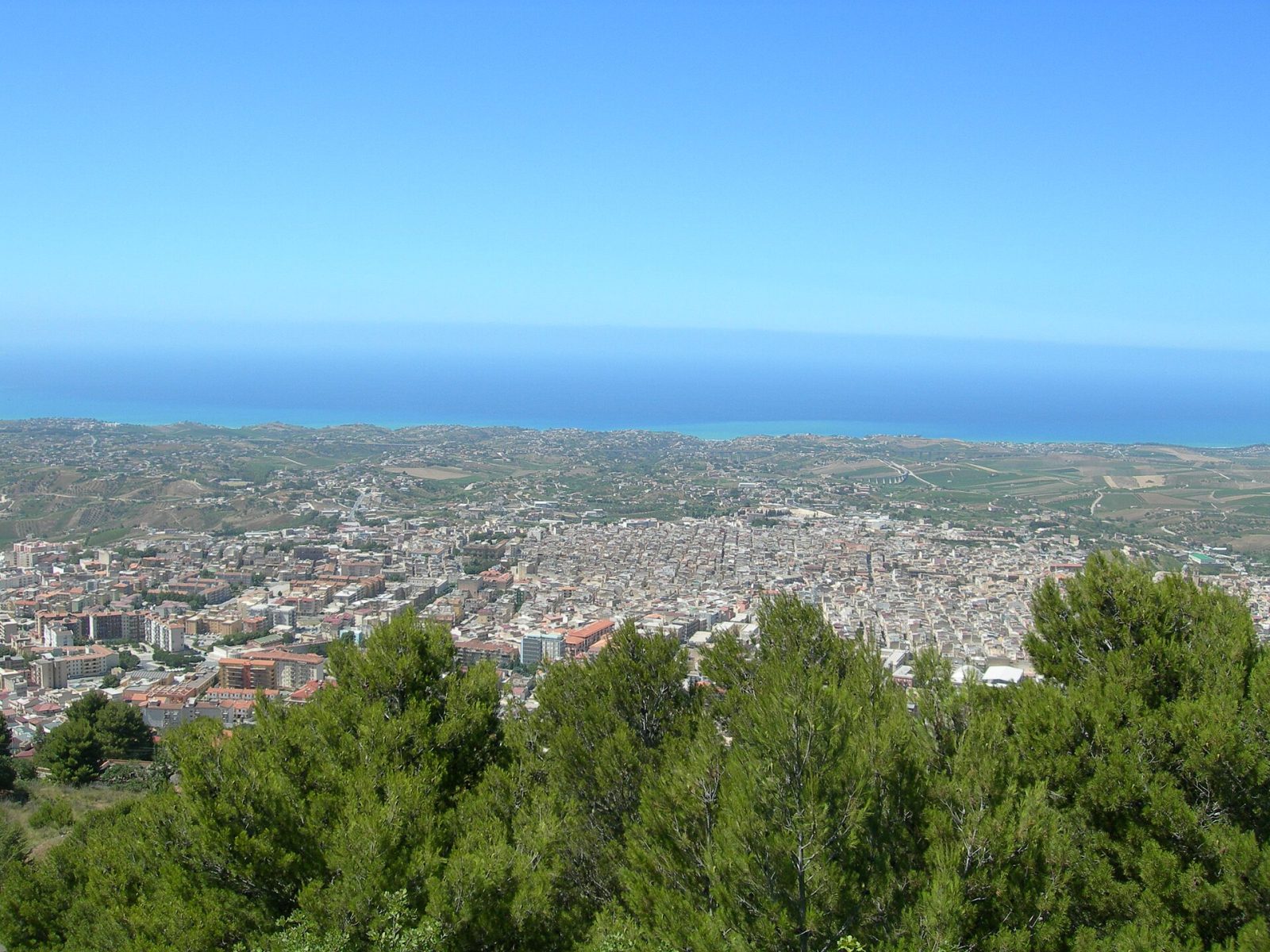 Alcamo, Sicilia — town panorama