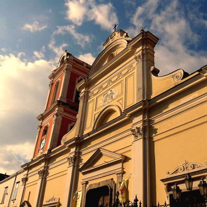 boscotrecase-chiesa-dellave-gratia-plena-facciata-82b8f8-1024