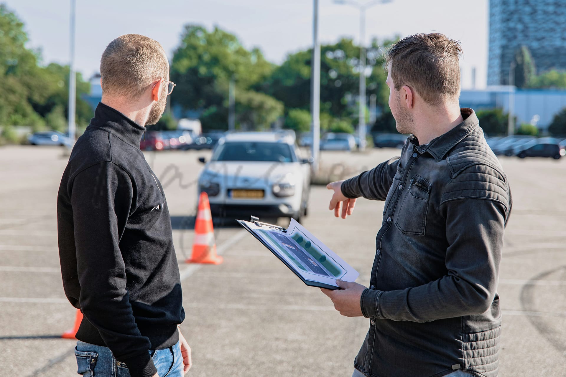 how-is-the-drivers-license-exam-structured-in-italy