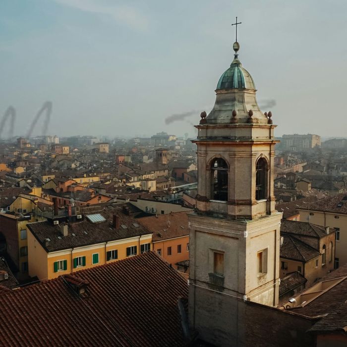 Living in Modena
