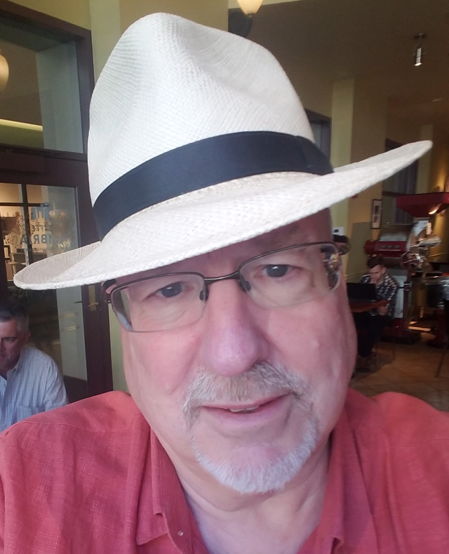 moving-to-a-small-town-le-marche-mark-hinshaws-story
