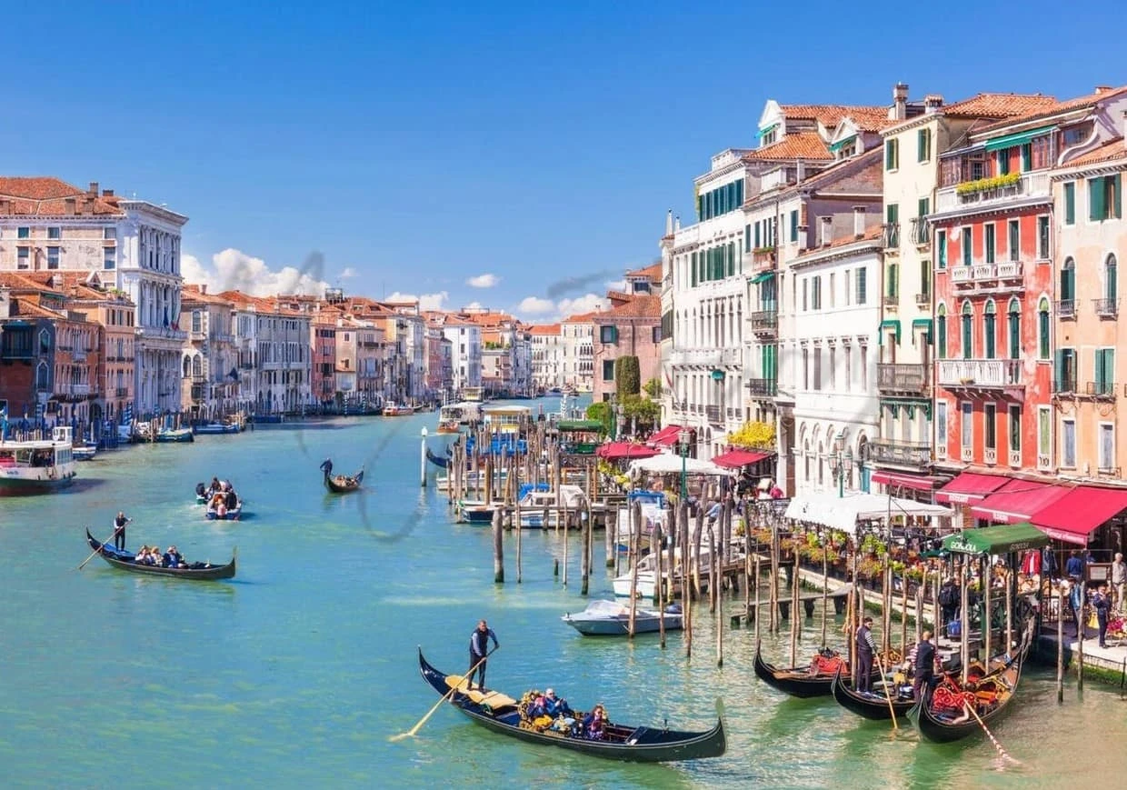Best italian towns with strong internet connectivity